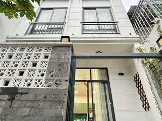 Sở hữu ngay căn nhà lê thị riêng , phạm ngũ lão q1 dt 62m2 giá 3tỷ5 hẻm 8m sổ hồng riêng chính chủ