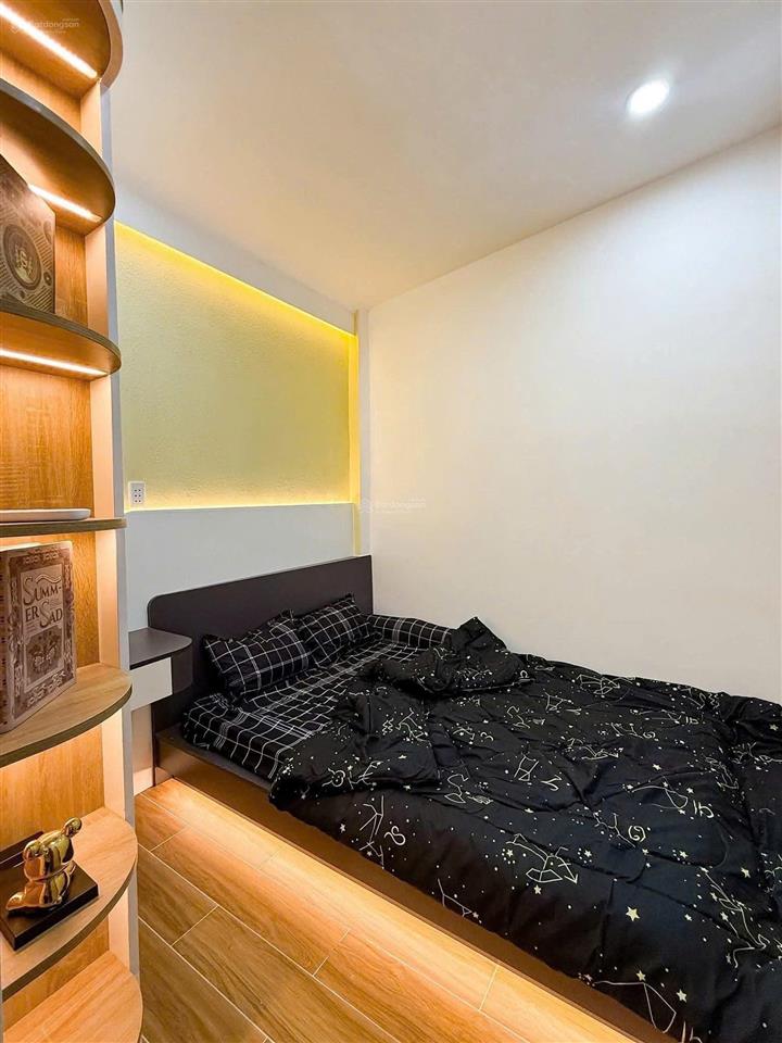 Nhà chính chủ cần bán gấp, đ.châu văn liêm, p4, q5, dt 55m2, giá 2 tỷ 690tr, sổ hồng riêng chính ch