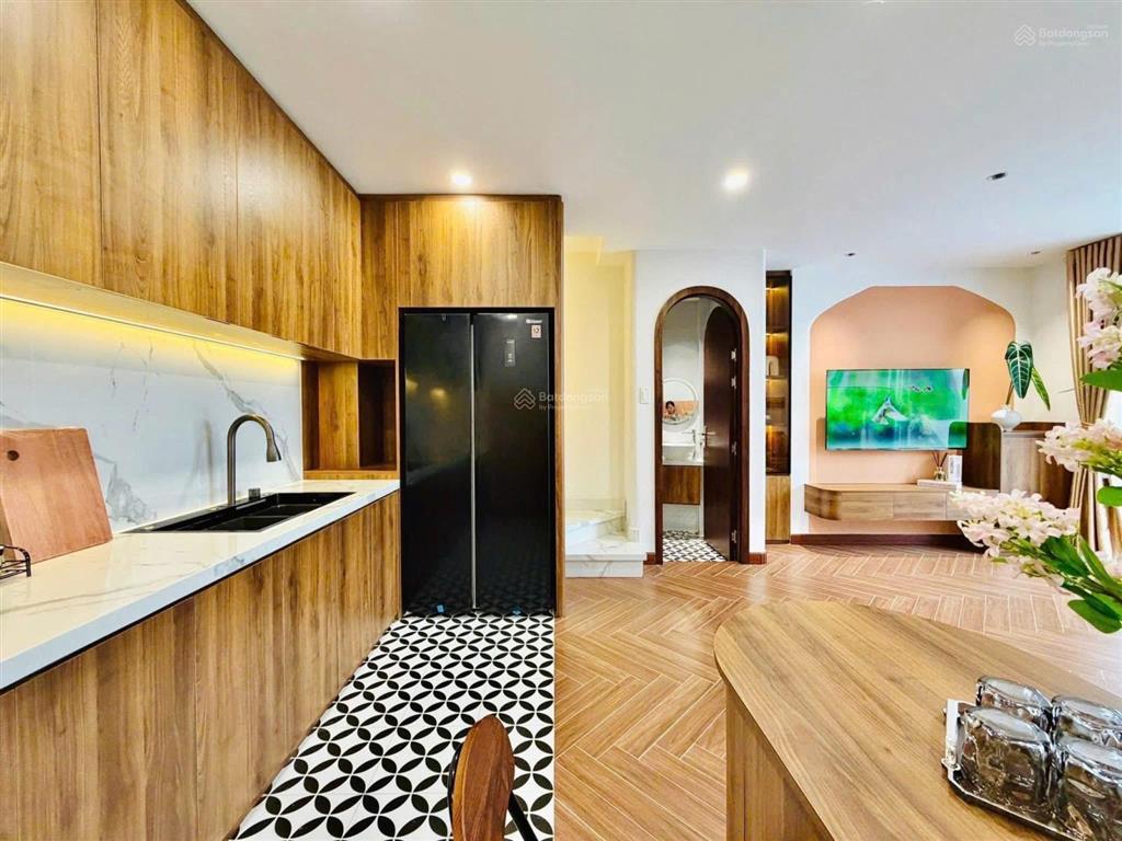 Nhà đẹp giá tốt, đ.cao thắng, p.bàn cờ, q3, dt 75m2, giá 3 tỷ 190tr, sổ hồng riêng chính chủ