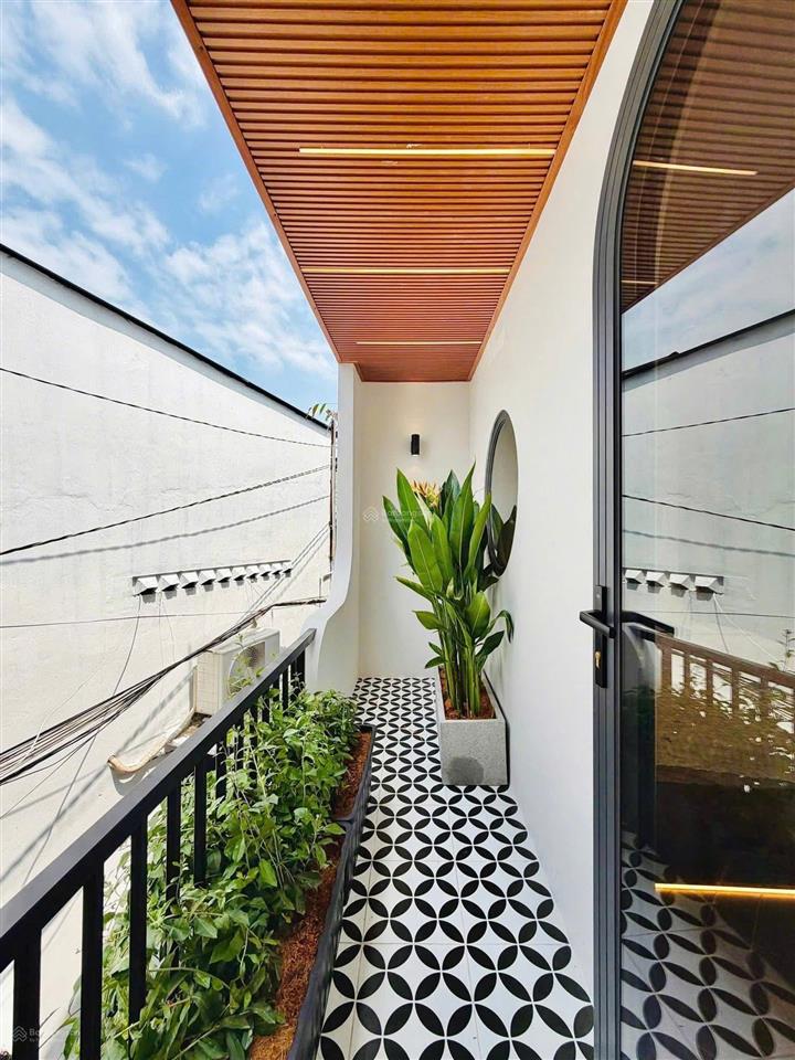 Nhà đẹp giá tốt, đ.cao thắng, p.bàn cờ, q3, dt 75m2, giá 3 tỷ 190tr, sổ hồng riêng chính chủ