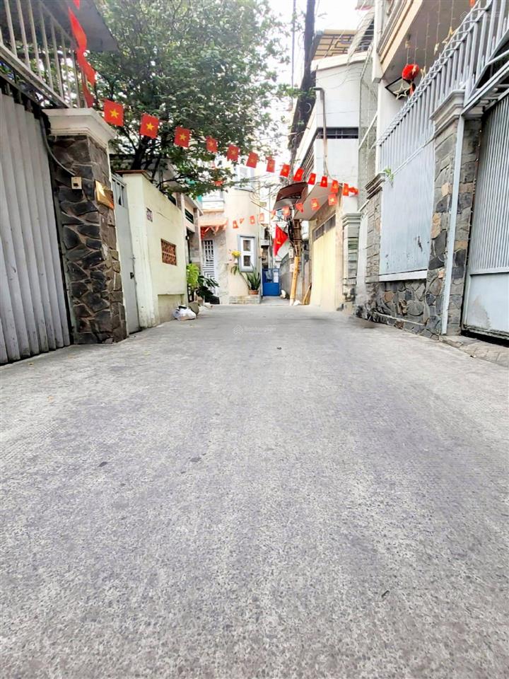 Nhà q10  4.6x15.5m (56m2)  hẻm rộng thông  30m ra mt  4 tầng  8 tỷ 5