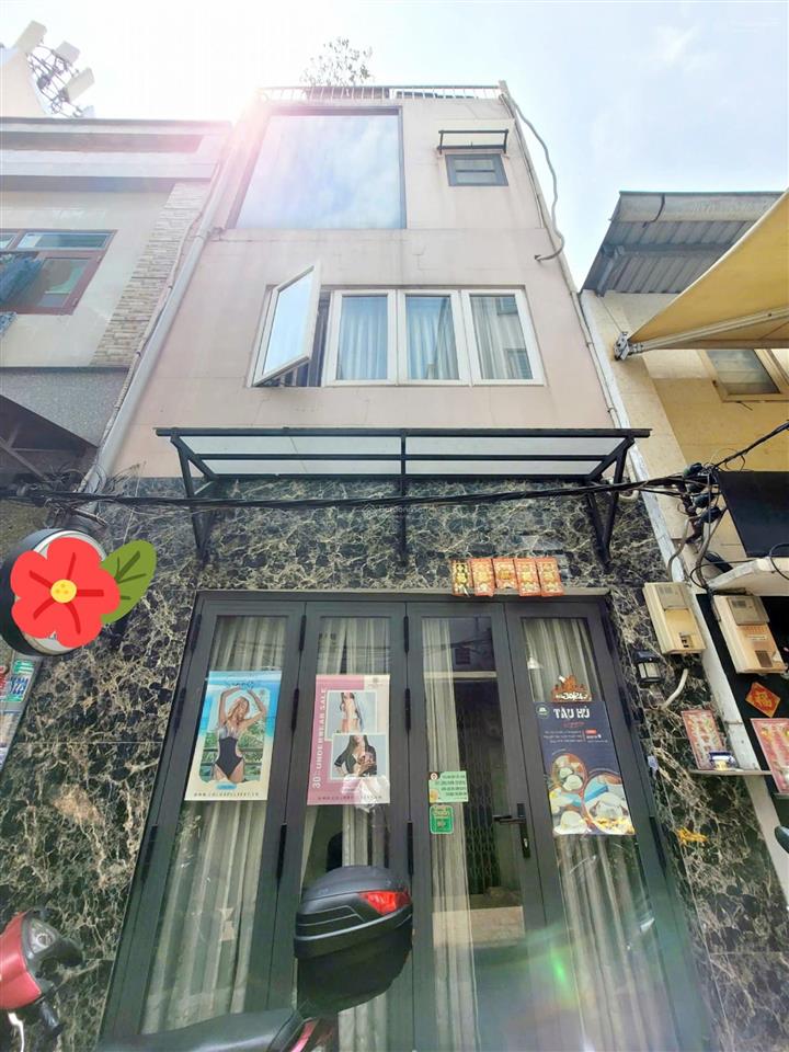 Nhà 4 tầng calmette q1  hẻm 4m sát mặt tiền ngang gần 4 x 11.5m  chỉ hơn 9 tỷ