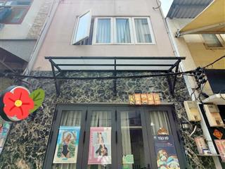 Nhà 4 tầng calmette q1  hẻm 4m sát mặt tiền ngang gần 4 x 11.5m  chỉ hơn 9 tỷ