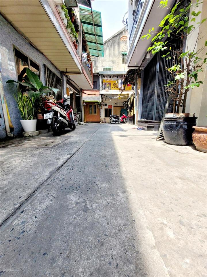 Nhà 4 tầng calmette q1  hẻm 4m sát mặt tiền ngang gần 4 x 11.5m  chỉ hơn 9 tỷ