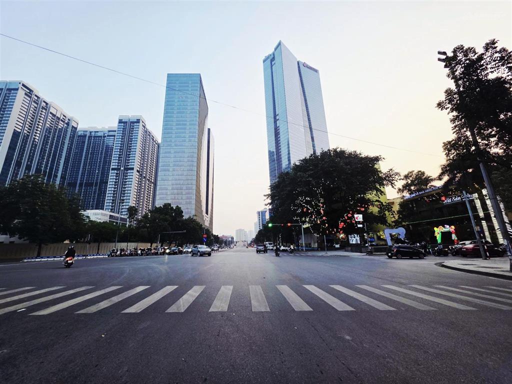 Tòa nhà hỗn hợp dịch vụ thương mại, vp, khách sạn, mặt phố lê đức thọ, 6500m2*35t, mt 120m, 1200 tỷ