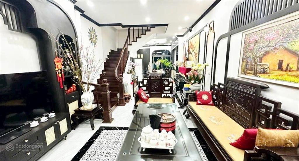 Siêu hiếm  mặt phố phú thượng 86m 5 tầng mt5m 28 tỷ k.doanh, oto tránh, gara, nhà đẹp ở luôn