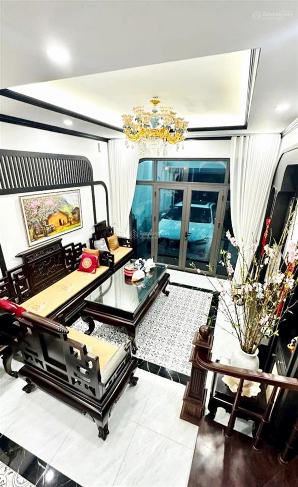 Siêu hiếm  mặt phố phú thượng 86m 5 tầng mt5m 28 tỷ k.doanh, oto tránh, gara, nhà đẹp ở luôn
