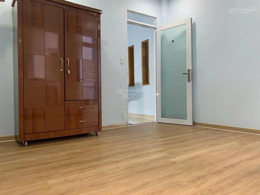 Chỉ 9,8 tỷ tl  nhà mới trung tâmmặt tiền cầu kiệu  phú nhuận, quận 1, dt 4 x 11m, 4 tầng btct