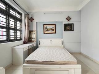 Có 1 o 2 tại bình thạnh  4 x 13  vuông vức  3 tầng  chỉ hơn 6 tỷ   ngay 0375 828 *** bảo