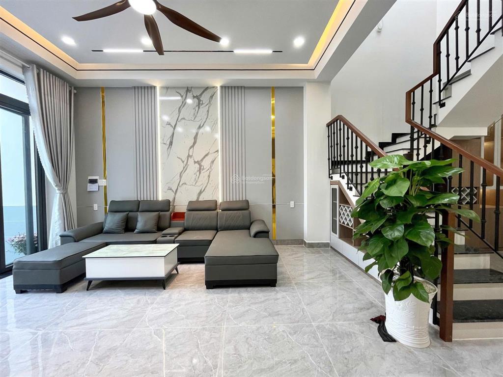 Rõ ràng đúc thật 100% | cách saigon 4km  sổ hồng riêng hoàn công (full thổ)