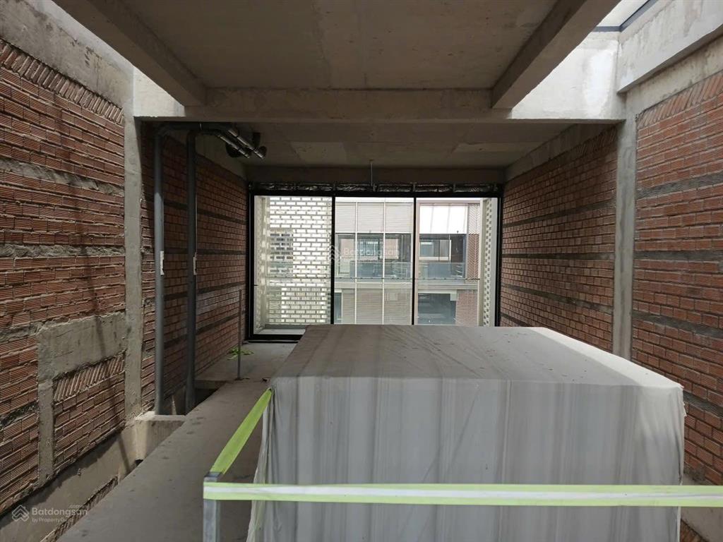 Bán nhà phố thương mại so ho đã có sổ hồng