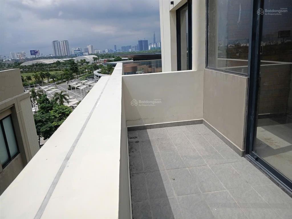 Bán nhà phố thương mại so ho đã có sổ hồng