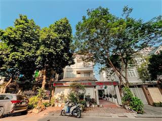 Biệt thự tây nam linh đàm diện tích 180 m 4 tầng mặt tiền 10 m giad 75.5 tỷ