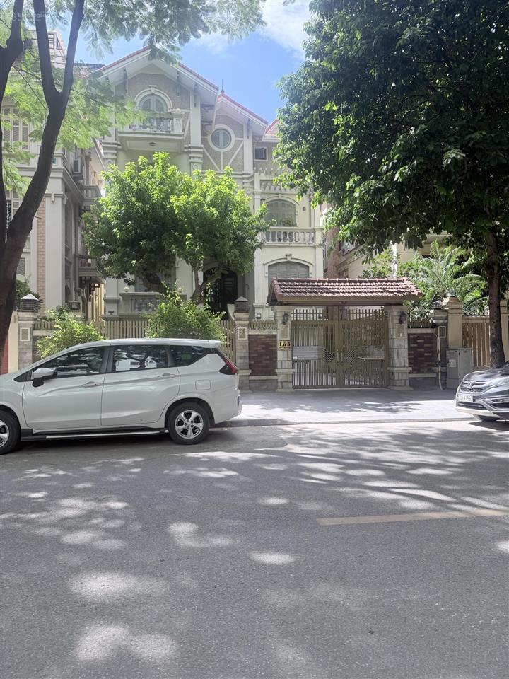Bán biệt thự bt3 linh đàm hoàng liệt diện tích 254 m2 4 tầng mặt tiền 12,5 m giá 110tỷ  phượng