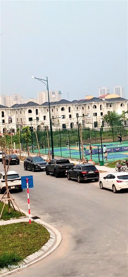 Chuyên bán biệt thự vườn cam, 32 tỷ, 200m2, 5pn, 5wc