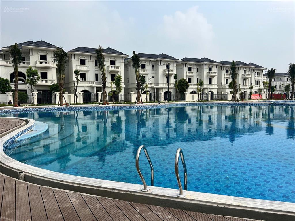 Chuyên bán biệt thự vườn cam, 32 tỷ, 200m2, 5pn, 5wc