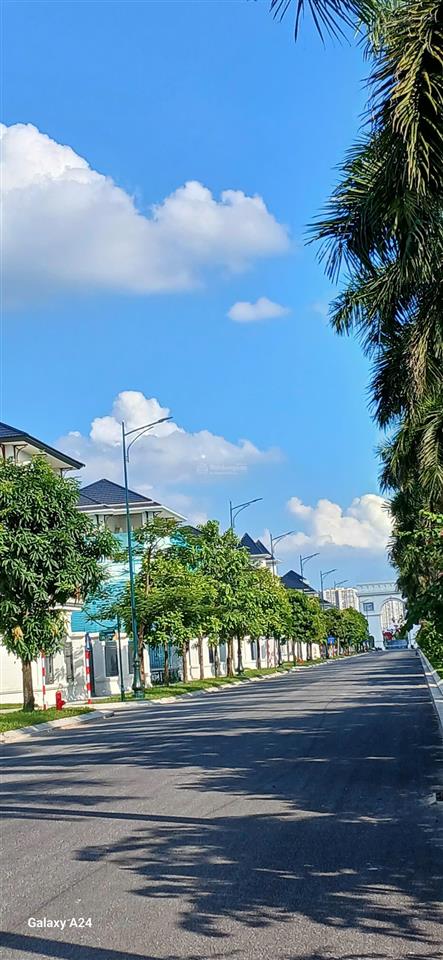 Chuyên bán biệt thự vườn cam, 32 tỷ, 200m2, 5pn, 5wc