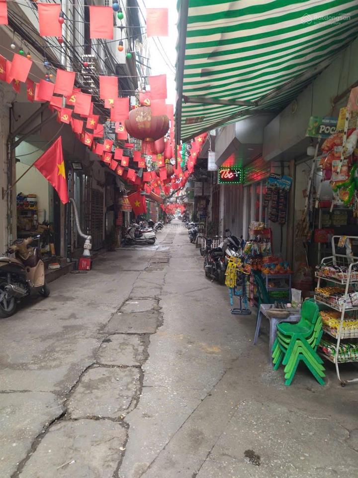 Diện tích 10m nhà 6 tầng 3 ngủ 2vs. tài chính nhỉnh tỷ rata hiếm cho 1 căn ôtô đỗ cách 10m