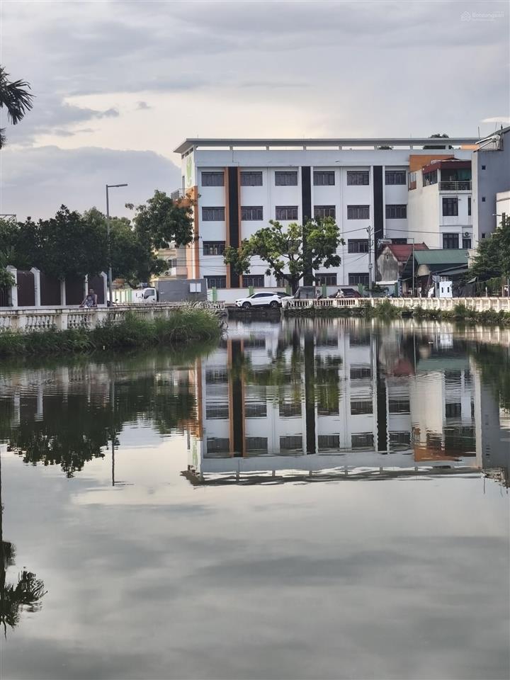 Đông dư  giá tốt  oto vào đất view hồ, thoáng mát mua xây ở quá phù hợp