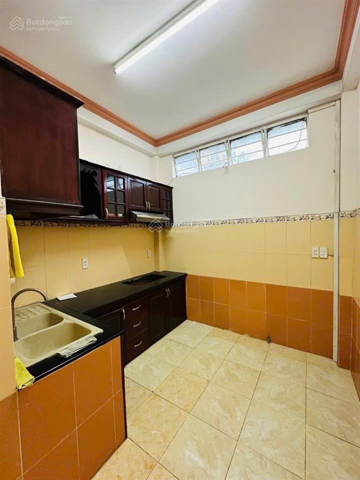 Trung tâm tân bình, nguyễn hồng đào, hxh, 40m2, 3 tầng 3pn, đã hoàn công, sổ vuông, không lộ giới