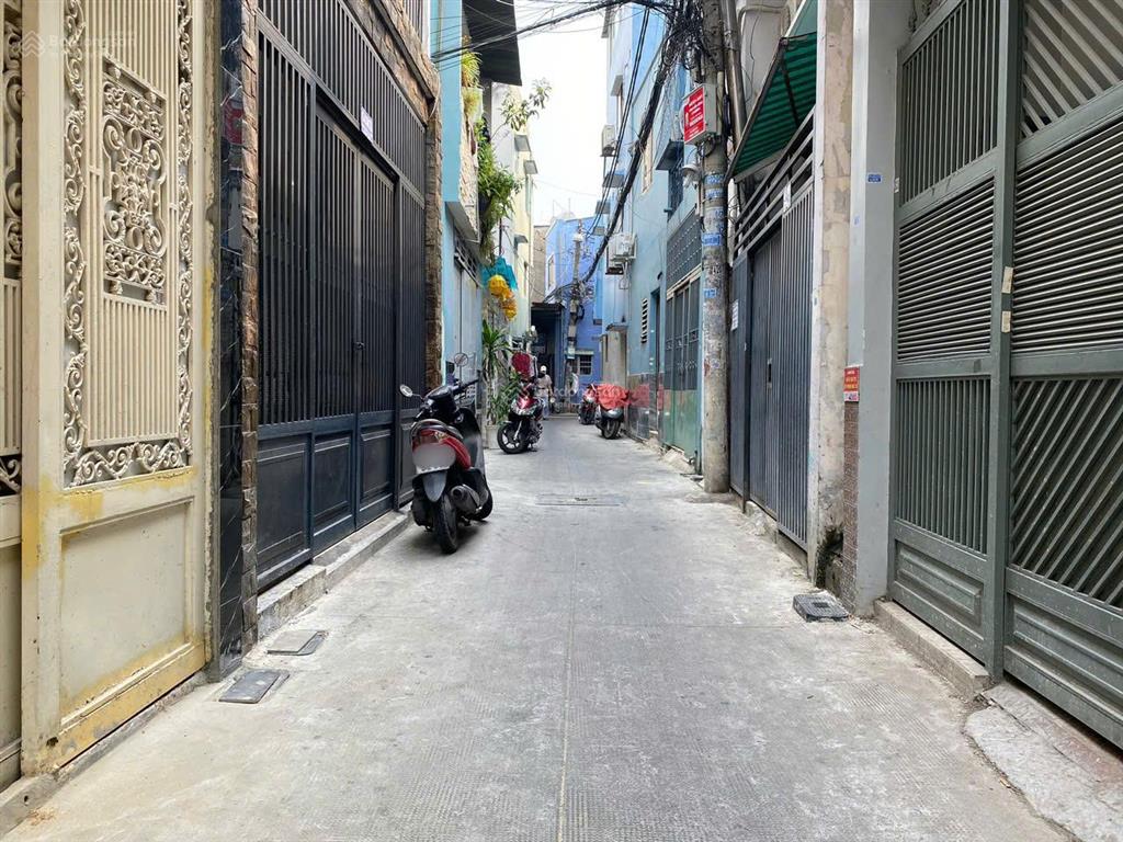 Bán đất tặng nhà phạm văn hai, quận tân bình, 42m2, ngang 4.6m, nở hậu, đã hoàn công, sổ vuông