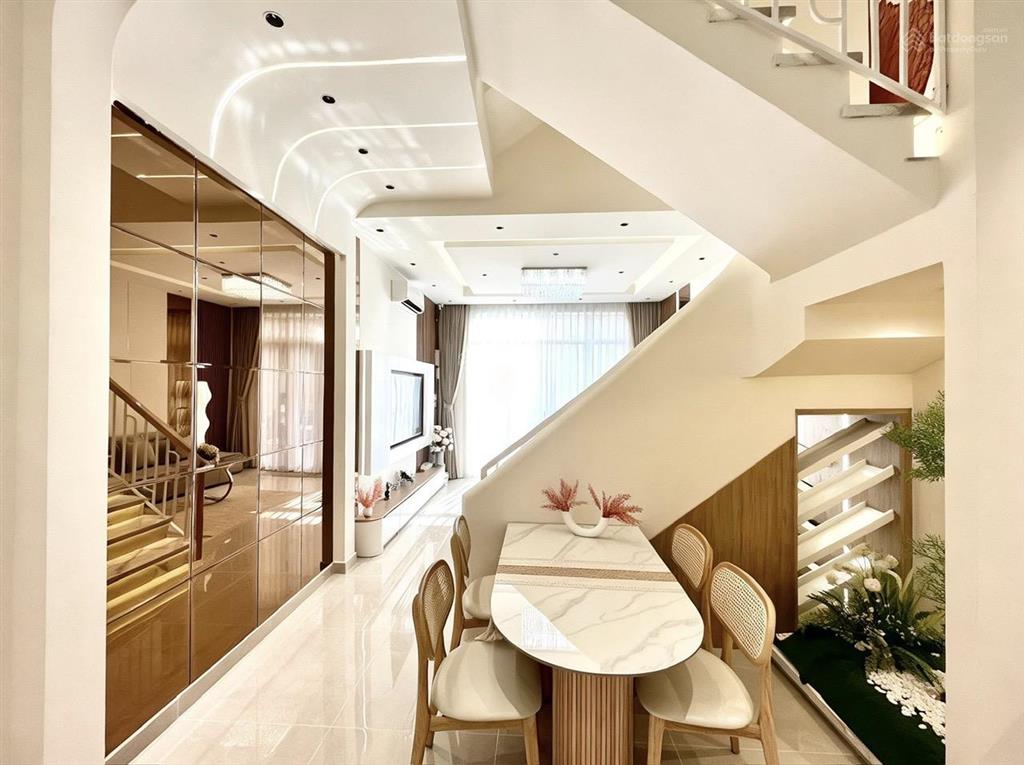 Nhà mới 3 tầng trần văn quang, 54m2 (4.3 x 12.7m), hxh, ngay ngã tư bảy hiền, 2 mt hẻm, chỉ 8.99 tỷ