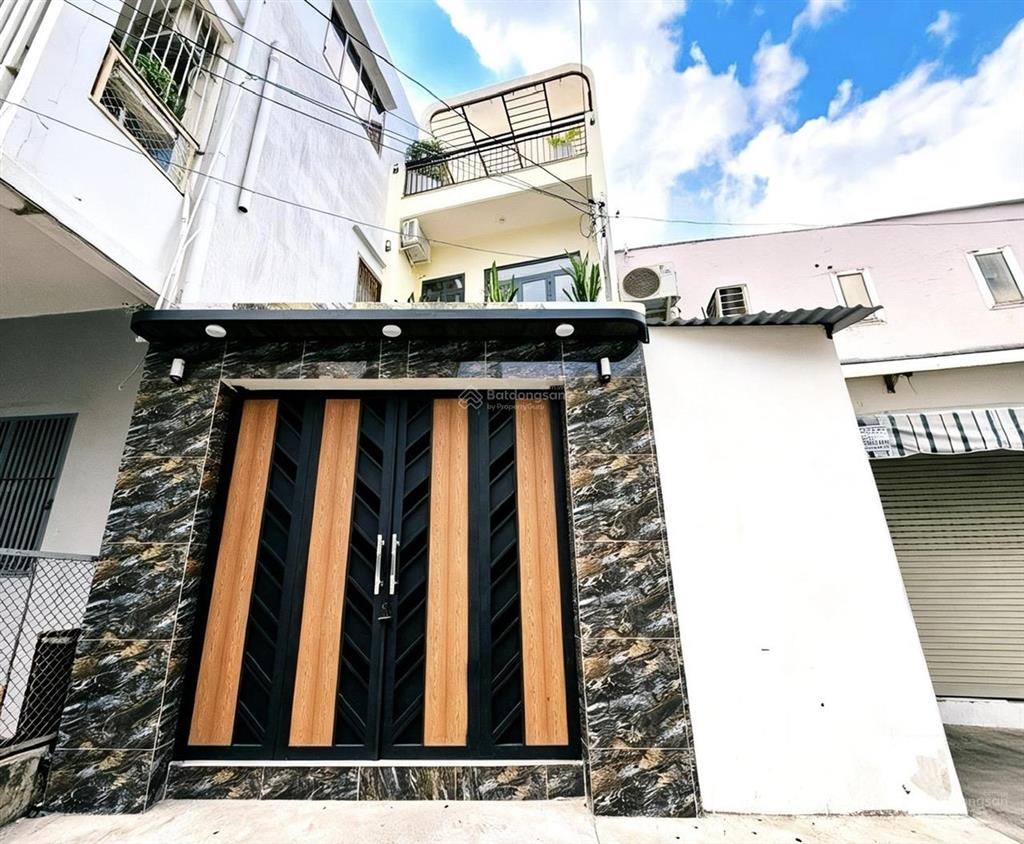 Nhà 3 tầng tân bình, 4x16m, nở hậu, hẻm xe hơi, ngay ngã tư bảy hiền, sổ vuông vức, chỉ 8.96 tỷ tl