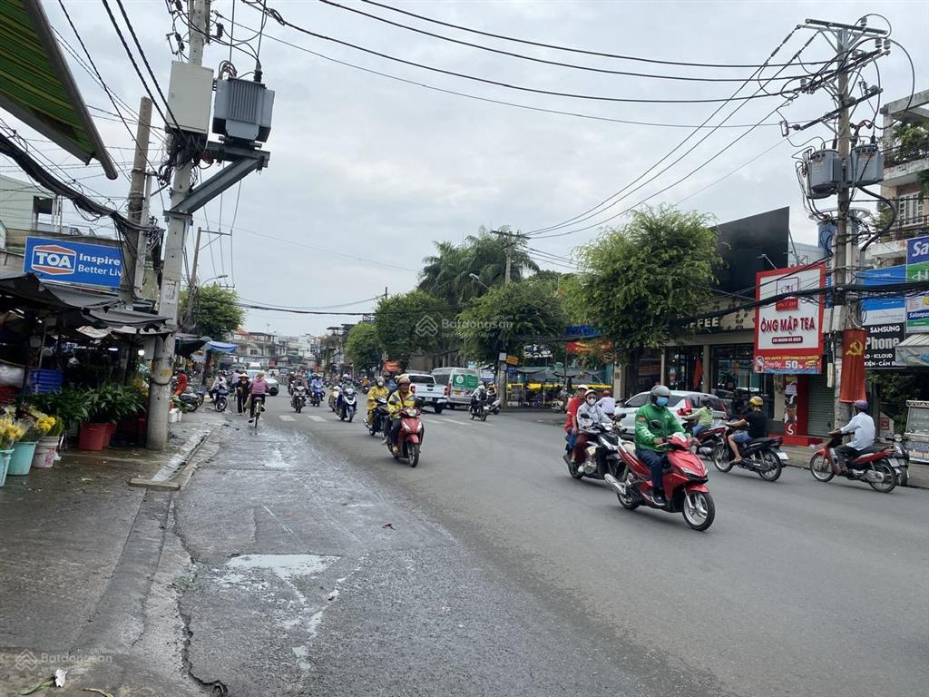 Nhà 3 tầng tân bình, 4x16m, nở hậu, hẻm xe hơi, ngay ngã tư bảy hiền, sổ vuông vức, chỉ 8.96 tỷ tl