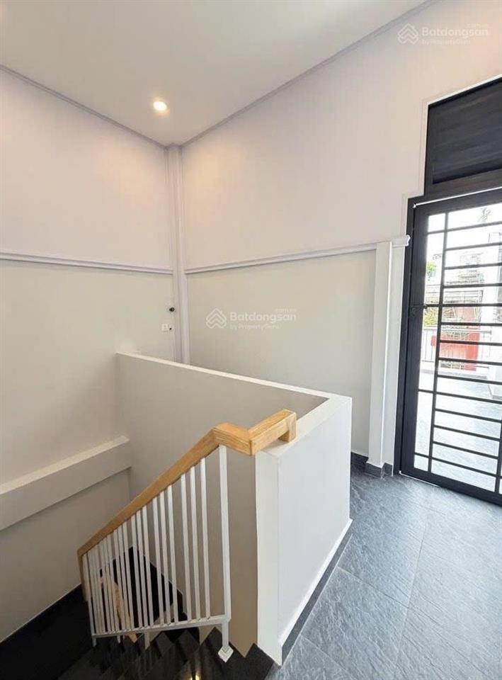 Nhà 3 tầng trường chinh, 61m2, nở hậu, hẻm xe hơi, ngay ngã tư bảy hiền, sổ mới 2025, chỉ 8.6 tỷ tl