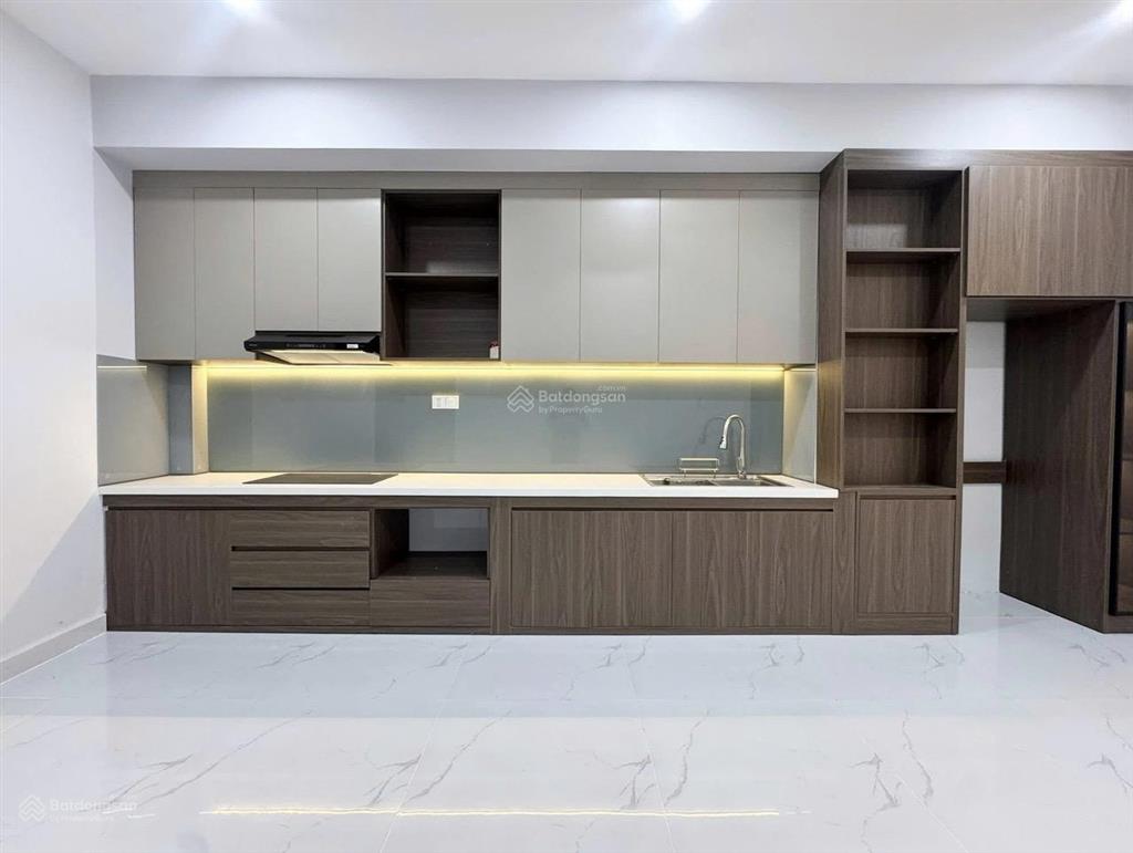 Nhà 3 tầng trường chinh, 61m2, nở hậu, hẻm xe hơi, ngay ngã tư bảy hiền, sổ mới 2025, chỉ 8.6 tỷ tl
