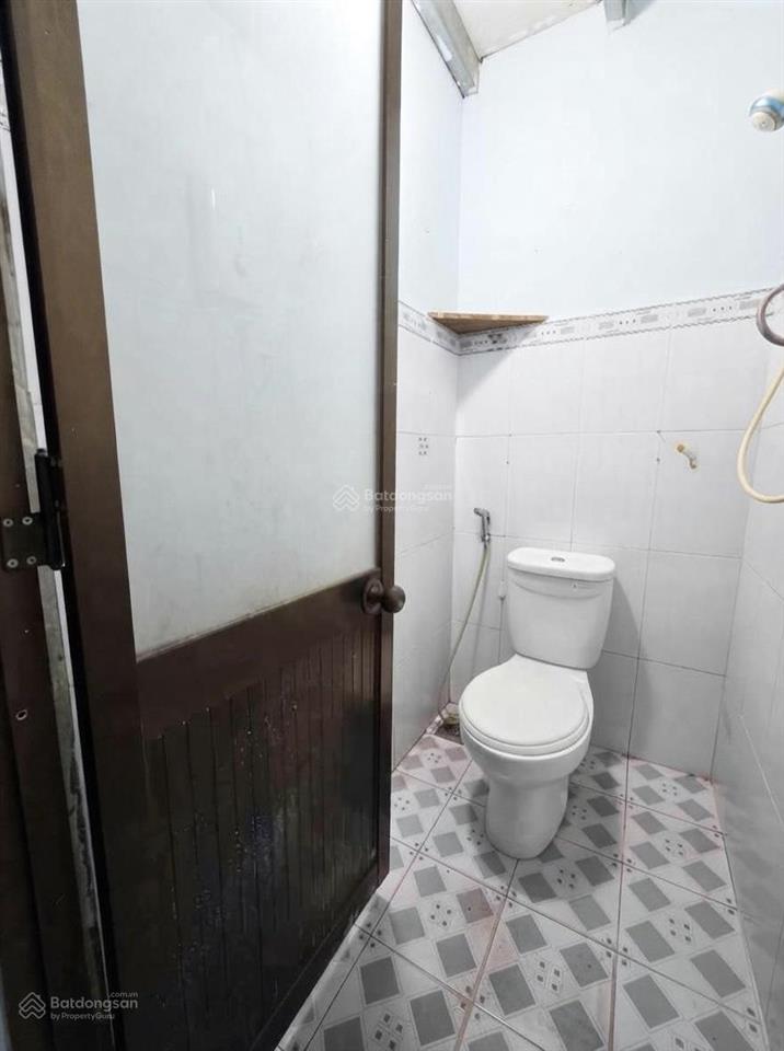 Nhà mặt tiền tân bình, 4.6 x 14m, 2 tầng, nở hậu, sổ vuông, trường chinh, ngay bảy hiền, chỉ 6.8 tỷ