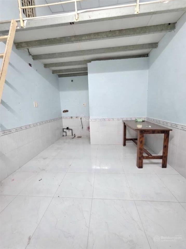 Nhà mặt tiền tân bình, 4.6 x 14m, 2 tầng, nở hậu, sổ vuông, trường chinh, ngay bảy hiền, chỉ 6.8 tỷ