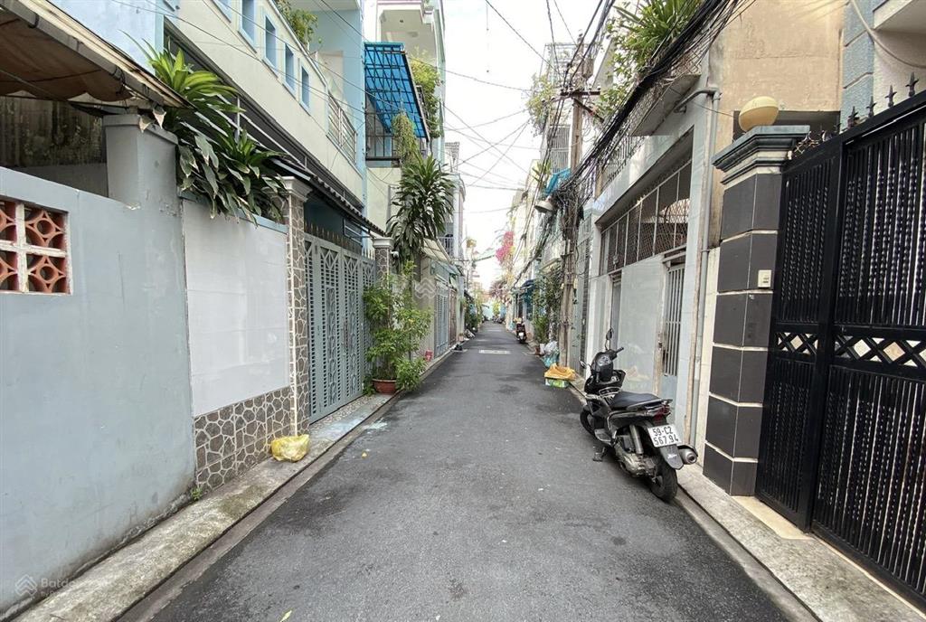 Nhà mặt tiền tân bình, 4.6 x 14m, 2 tầng, nở hậu, sổ vuông, trường chinh, ngay bảy hiền, chỉ 6.8 tỷ