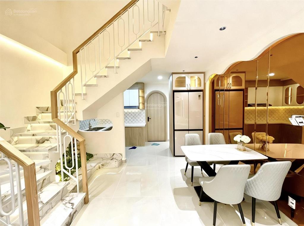 Ngay bảy hiền tân bình, nhà mới 3 tầng, 48m2, hẻm xe hơi, trần văn quang, sổ vuông, chỉ 8.6 tỷ tl