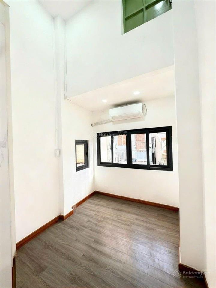 Siêu phẩm quận 10  hxh đỗ cửa  sát mặt tiền cao thắng chỉ hơn 3 tỷ