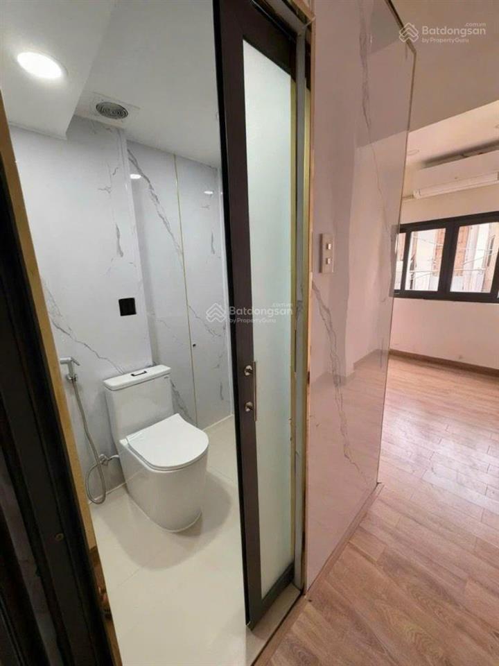 Siêu phẩm quận 10  hxh đỗ cửa  sát mặt tiền cao thắng chỉ hơn 3 tỷ