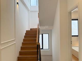 Nhà ở mà như khách sạn  lại siêu phẩm lạc long quân chỉ hơn 8 tỷ  nhanh còn kịp