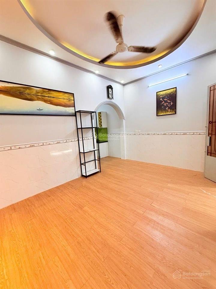 Bán nhà tân bình, 5 x 11m, gần lý thường kiệt, hẻm 4m, nhỉnh 5 tỷ