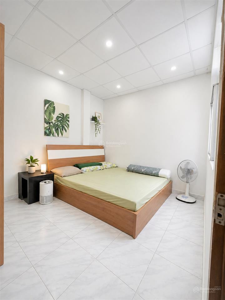 Bán nhà tân bình, 4 x 16, gần trường sơn, hẻm 6m, nhỉnh 8 tỷ