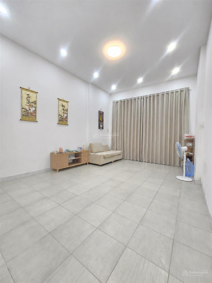 Bán nhà tân bình, 4 x 16, gần trường sơn, hẻm 6m, nhỉnh 8 tỷ