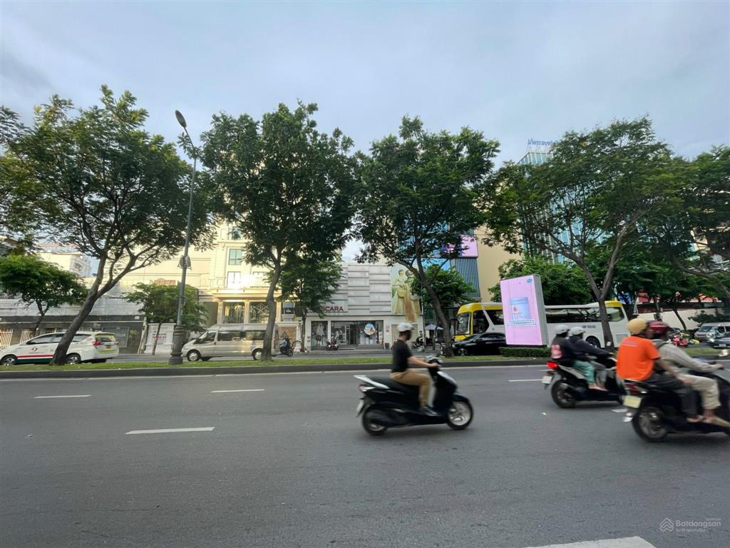 Bán nhà tân bình, 4 x 16, gần trường sơn, hẻm 6m, nhỉnh 8 tỷ