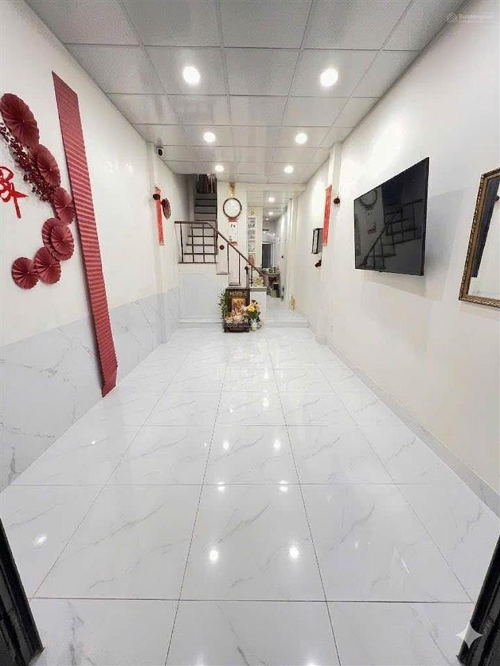 Bán nhà tân bình , 43m2, gần ngã tư bảy hiền , hẻm 4m, nhỉnh 5 tỷ