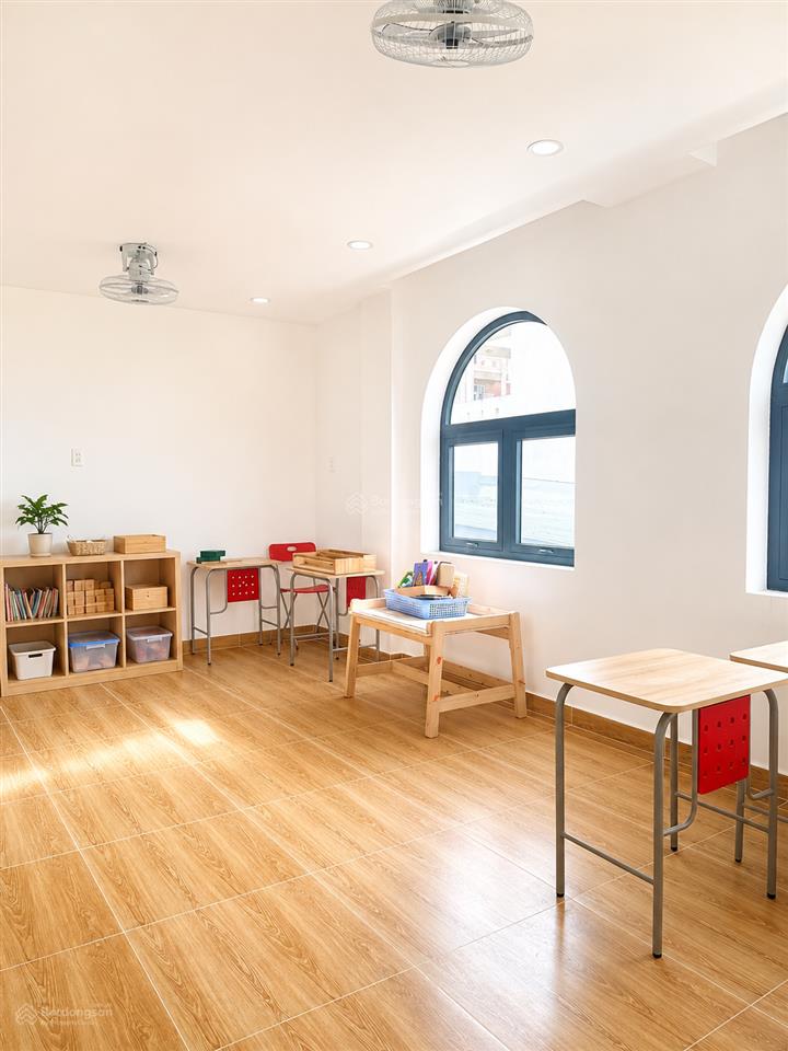 Hàng ngon diện tích khủng 80m2, cách mạng tháng 8, sát mặt tiền, chỉ 9 tỷ