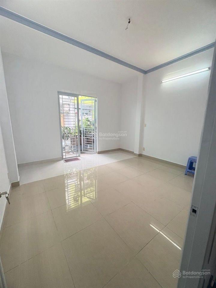 Hàng ngon tân bình, 4,5 x 14, gần lê văn sỹ, chỉ 7,x tỷ