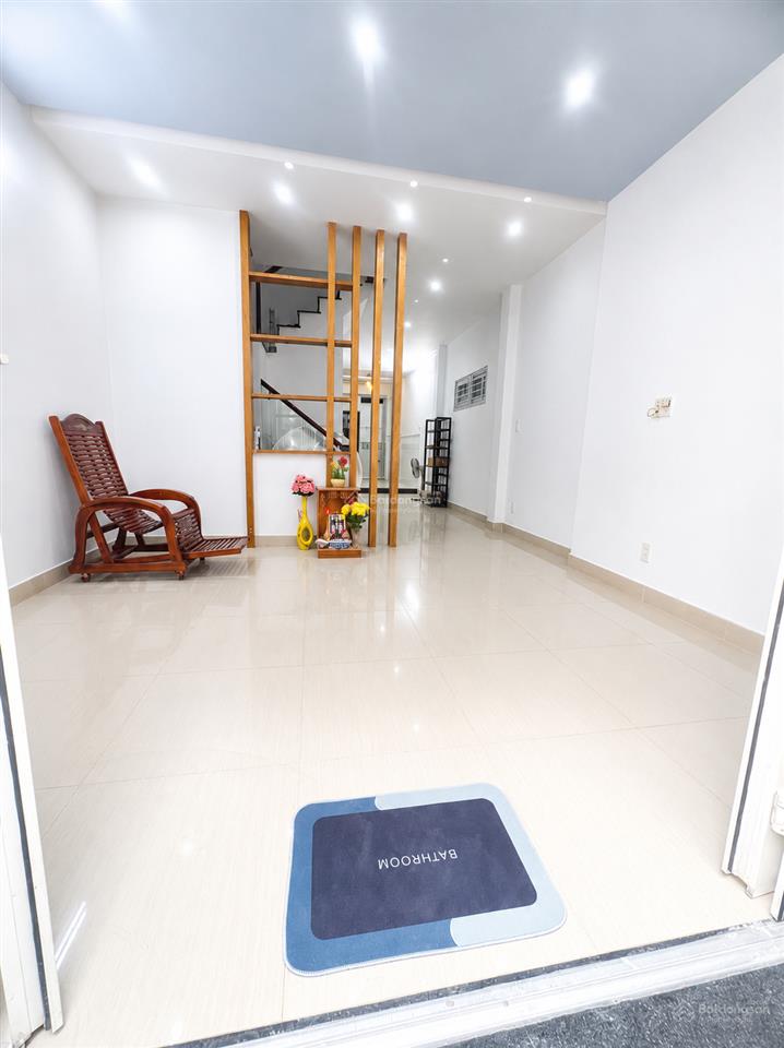 Hàng ngon tân bình, 4,5 x 14, gần lê văn sỹ, chỉ 7,x tỷ