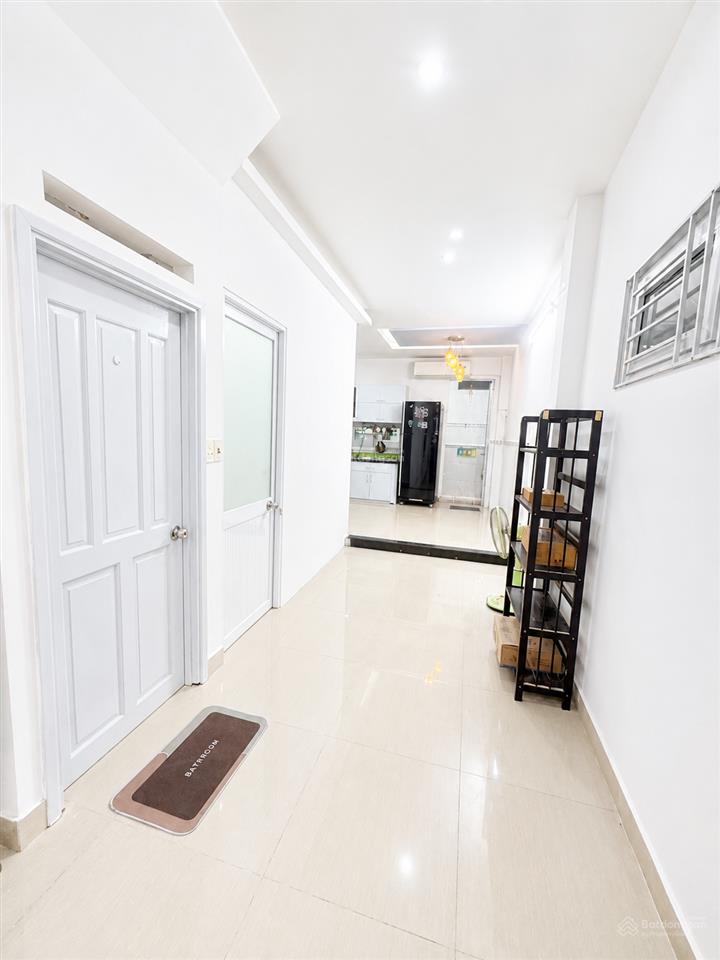 Hàng ngon tân bình, 4,5 x 14, gần lê văn sỹ, chỉ 7,x tỷ