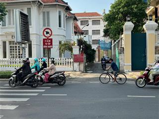 Bán nhà mặt tiền 212 võ thị sáu,  phường võ thị sáu, quận 3, dt 21m x 25m  giá 290 tỷ