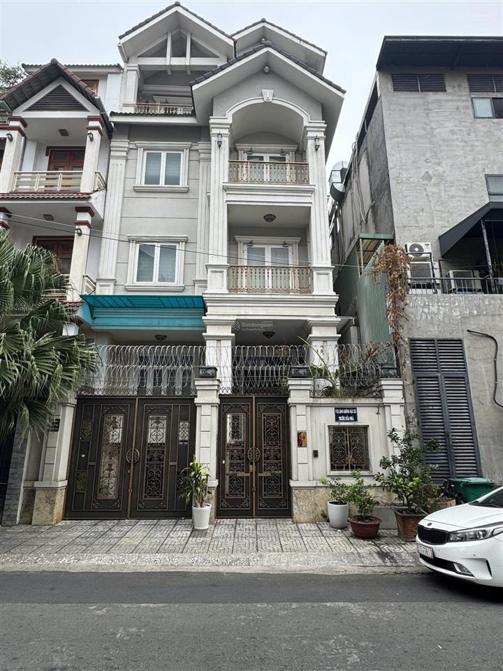 Bán nhà 34 hoa đào, p.2, quận phú nhuận , 8 x 18m giá 65 tỷ