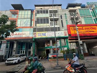 Toà nhà mặt tiền 171173 đường số 9a kdc trung sơn, 10mx20m, dòng tiền 100 triệu/tháng,giá chỉ 325tr
