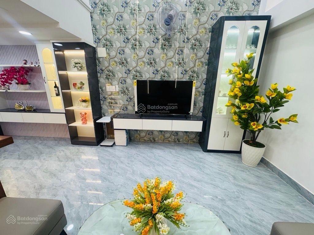 Bán nhà tp hcm, gò vấp, bùi quang là, 45m2, hẻm ô tô thông, 5 tầng. giá 6.498 tỷ